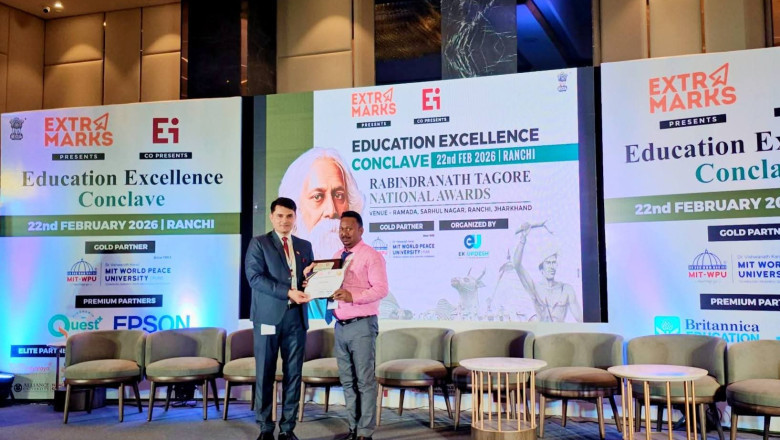 विवेकानंद कान्वेंट स्कूल के निदेशक अनिल कुमार को “रबिन्द्रनाथ टैगोर राष्ट्रीय अवार्ड”